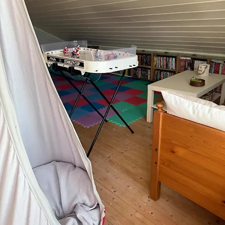 Сasa de vacaciones Sjarmerande Fjellhytte I Holtaheia