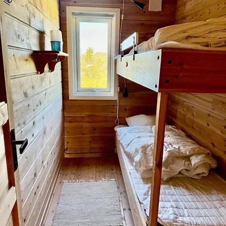 בית נופש Sjarmerande Fjellhytte I Holtaheia Jørpeland