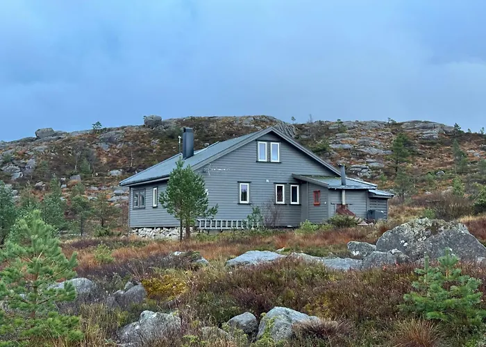 Sjarmerande Fjellhytte I Holtaheia *